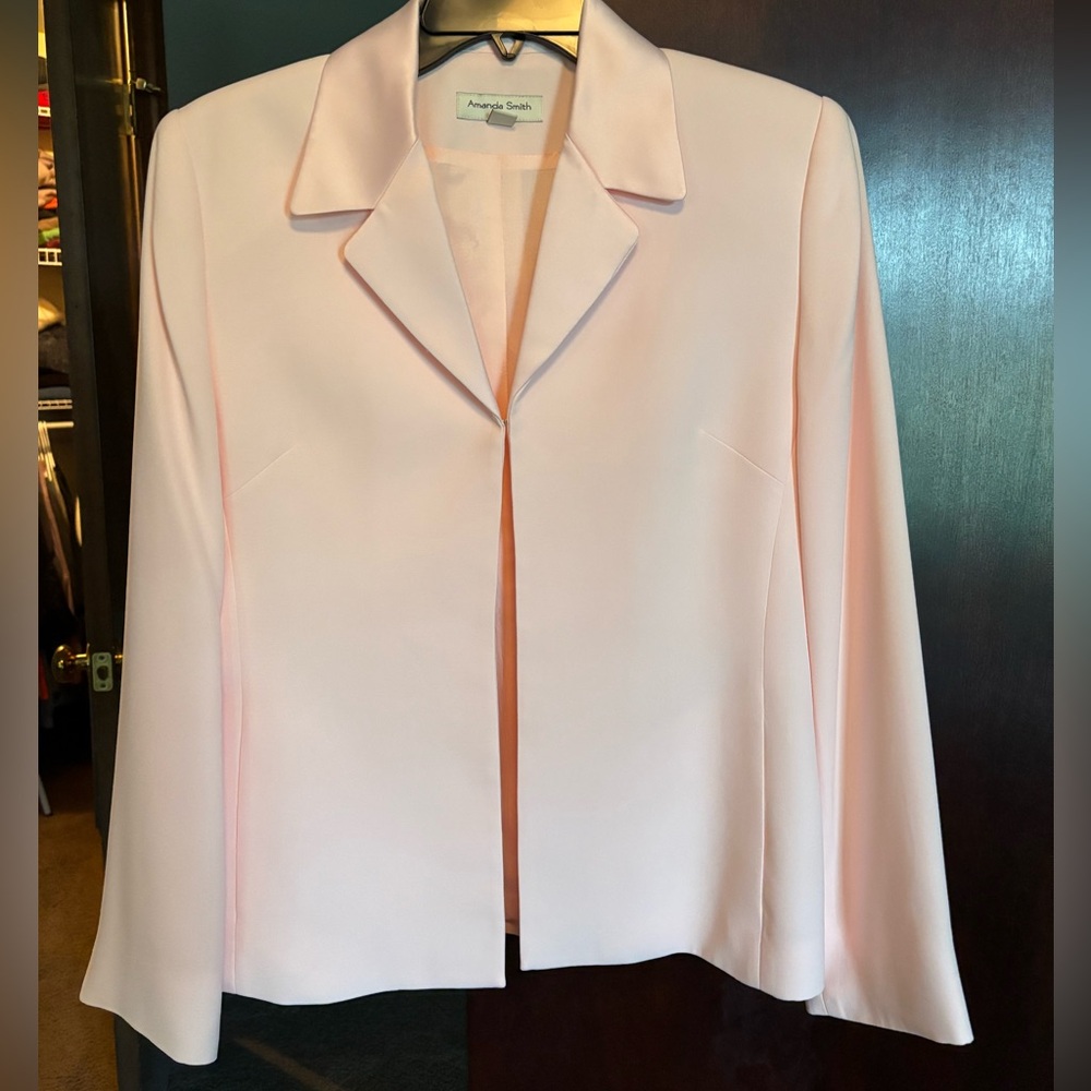 Amanda Smith Pale Pink 3 piece suit